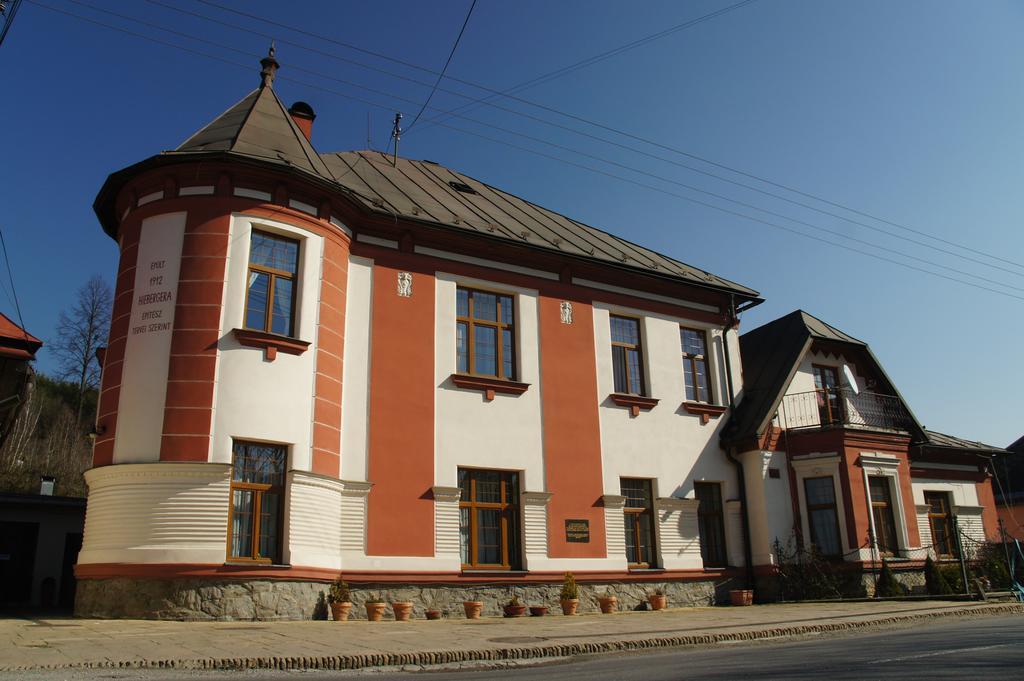 Salmo Hotel Brezno Exterior foto